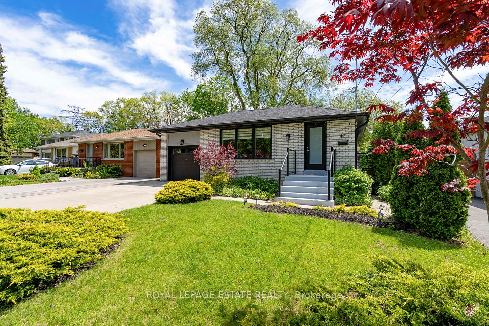 43 Cedarcrest