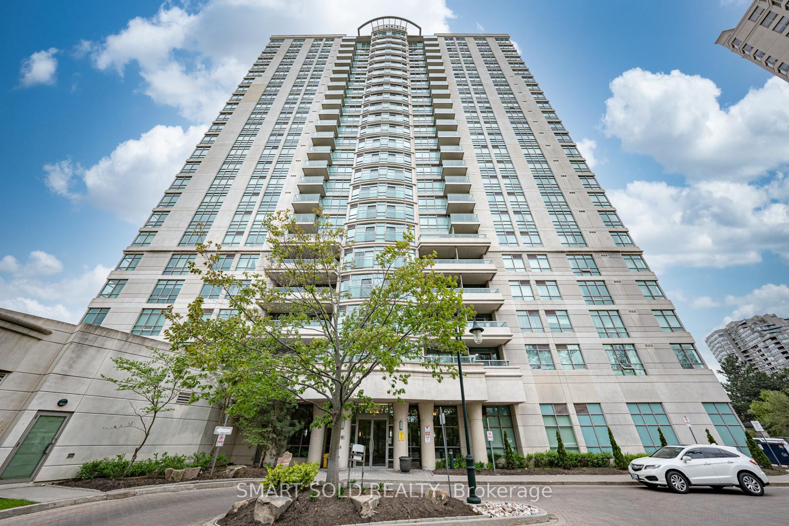 3 Bedrooms Condo at 238 Bonis, Toronto For sale