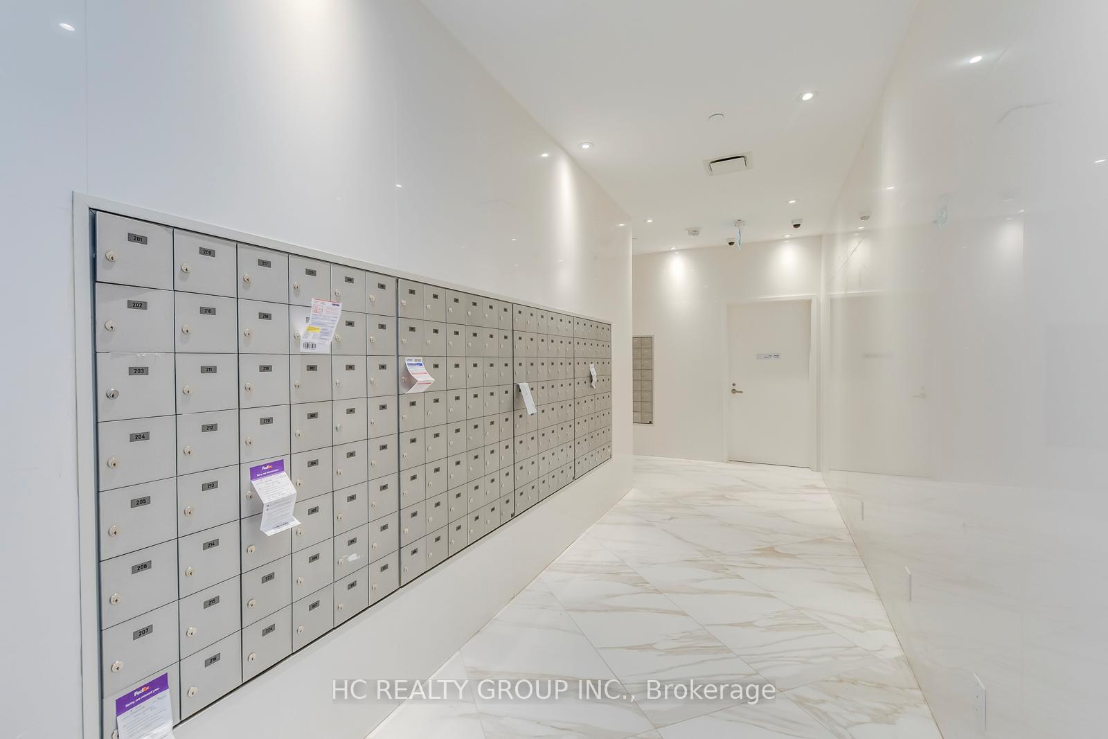 Condo at 3900 Confederation, Mississauga For sale