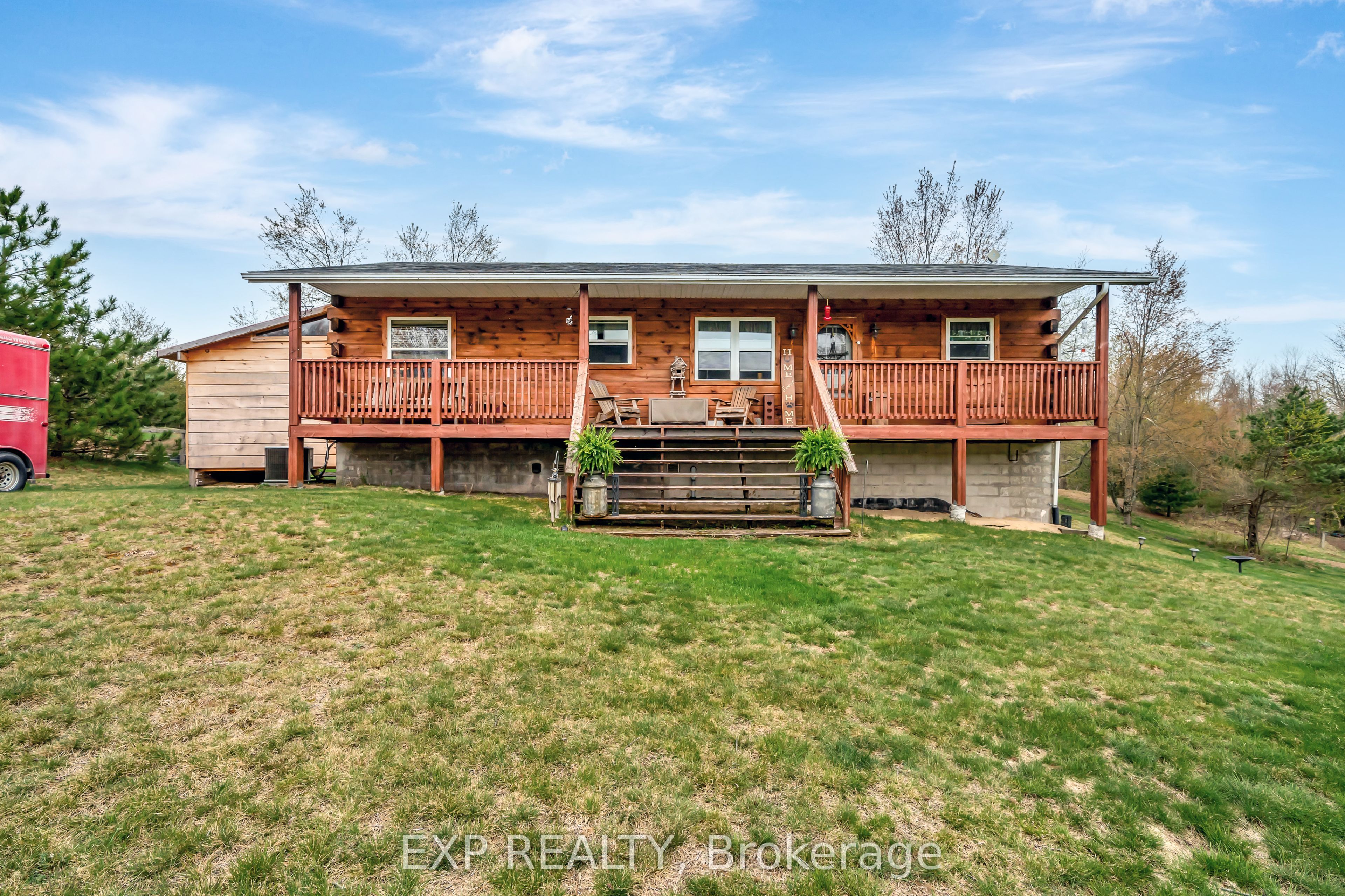 1469 Queensborough Road, Tweed Elzevir (Twp)