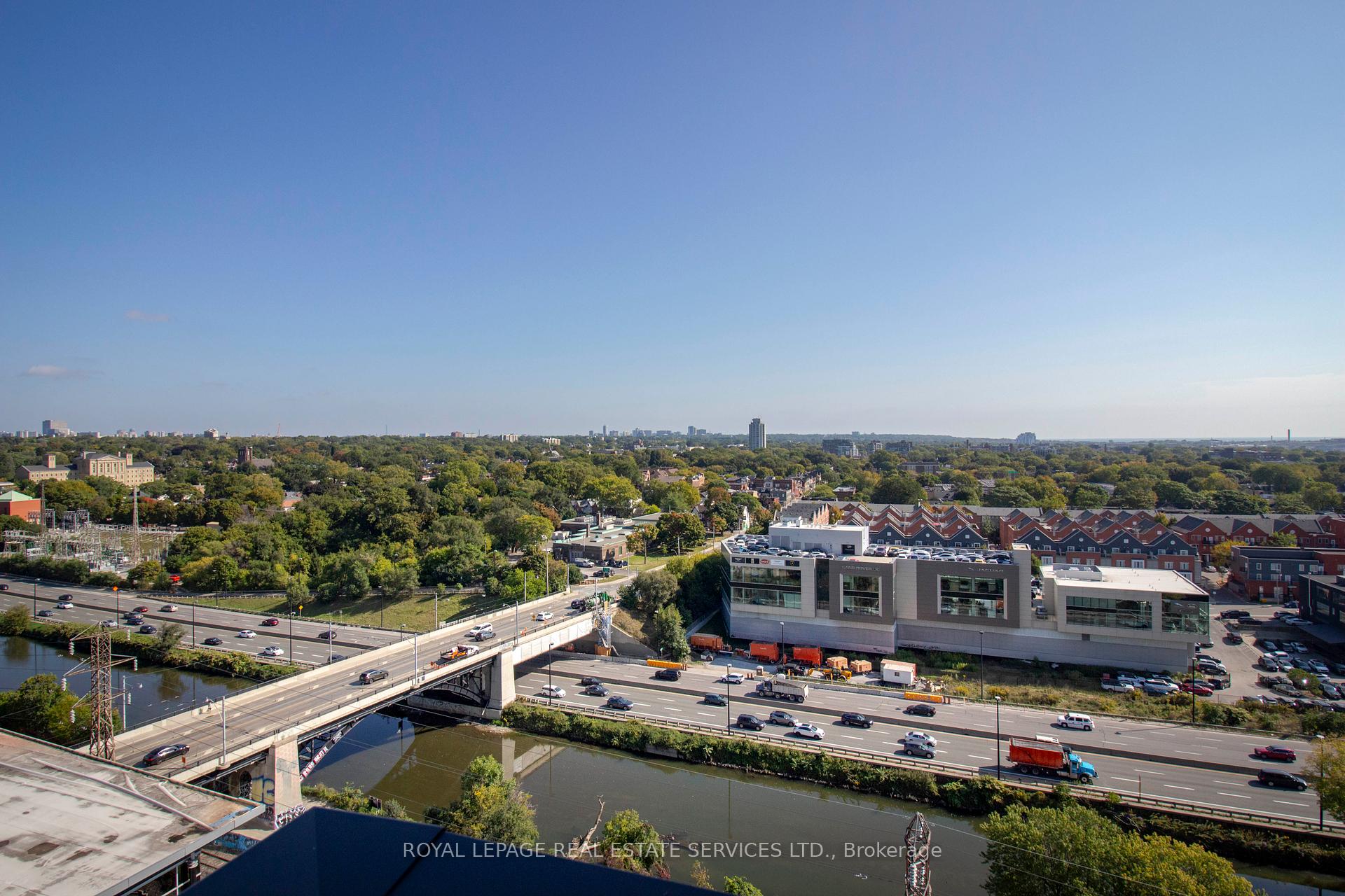 2 Bedrooms Condo at 5 Defries, Toronto For sale