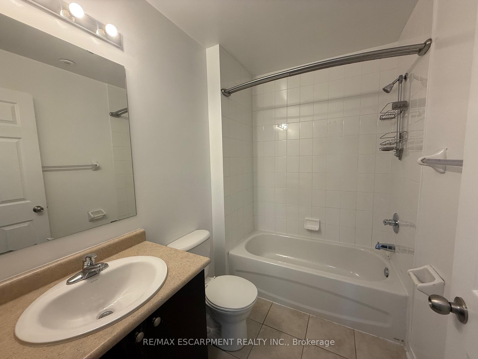 1 Bedroom Condo at 5055 Oscar Peterson, Mississauga For sale