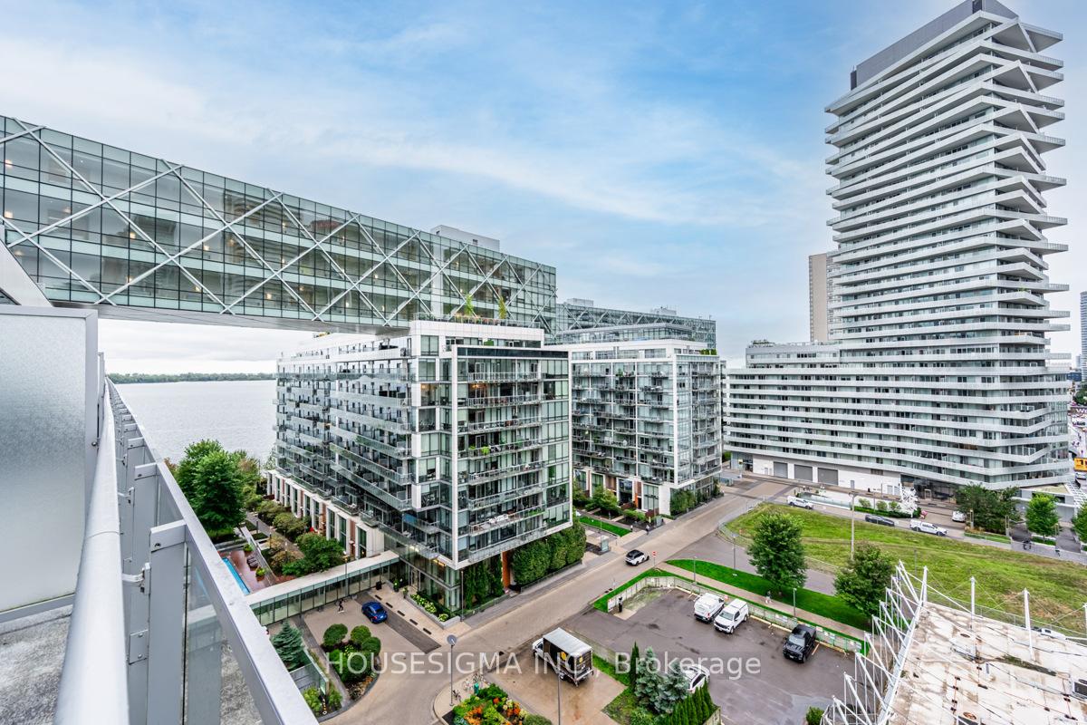 1 Bedroom Condo at 39 Queens, Toronto For sale