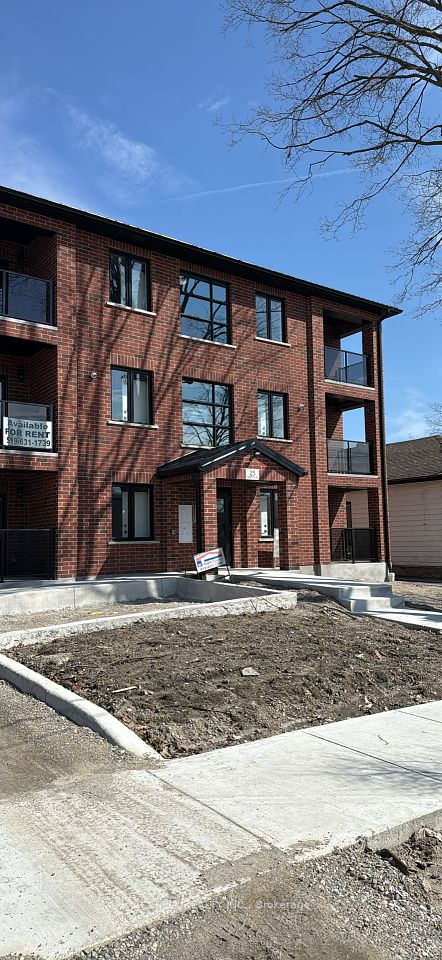 25 Alexandria Avenue, St. Thomas, ON N5P 3M7