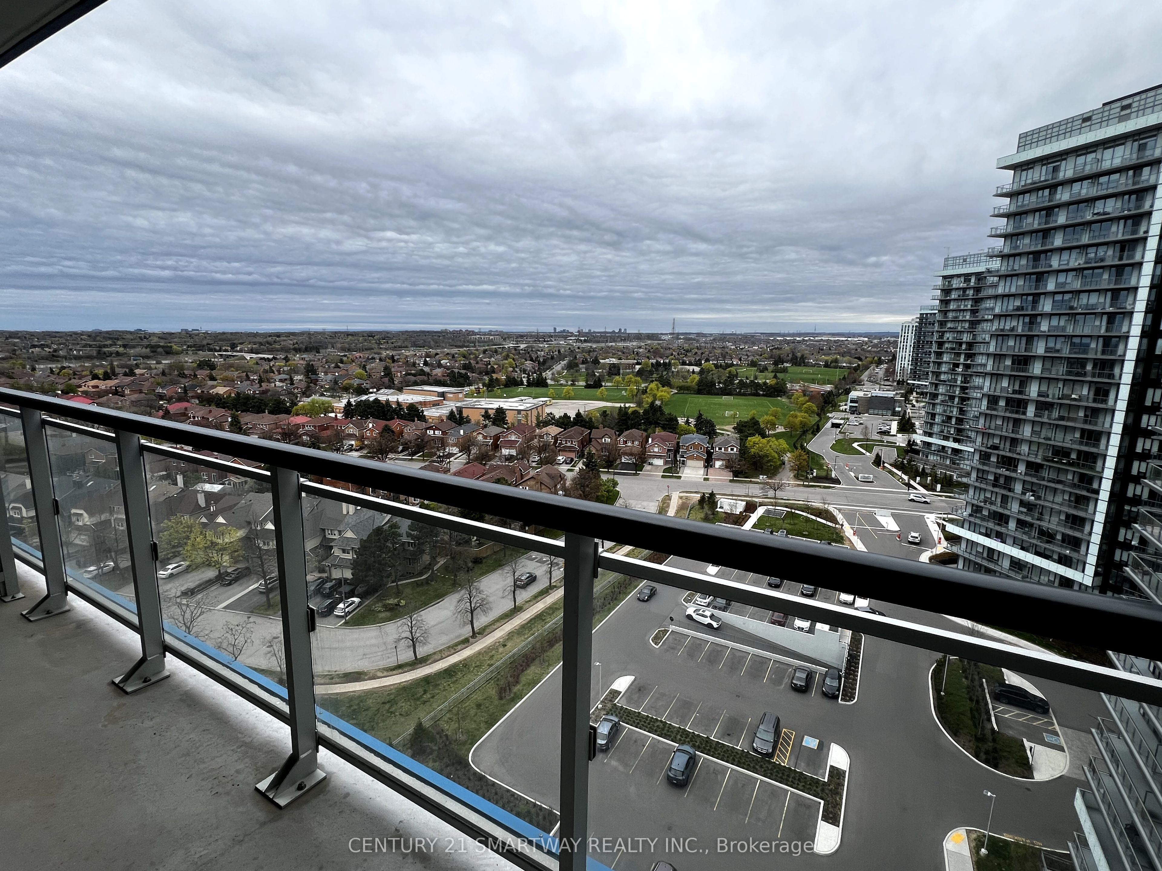 2560 Eglinton Avenue W, #1408