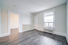 1074 St Clair Avenue W 2