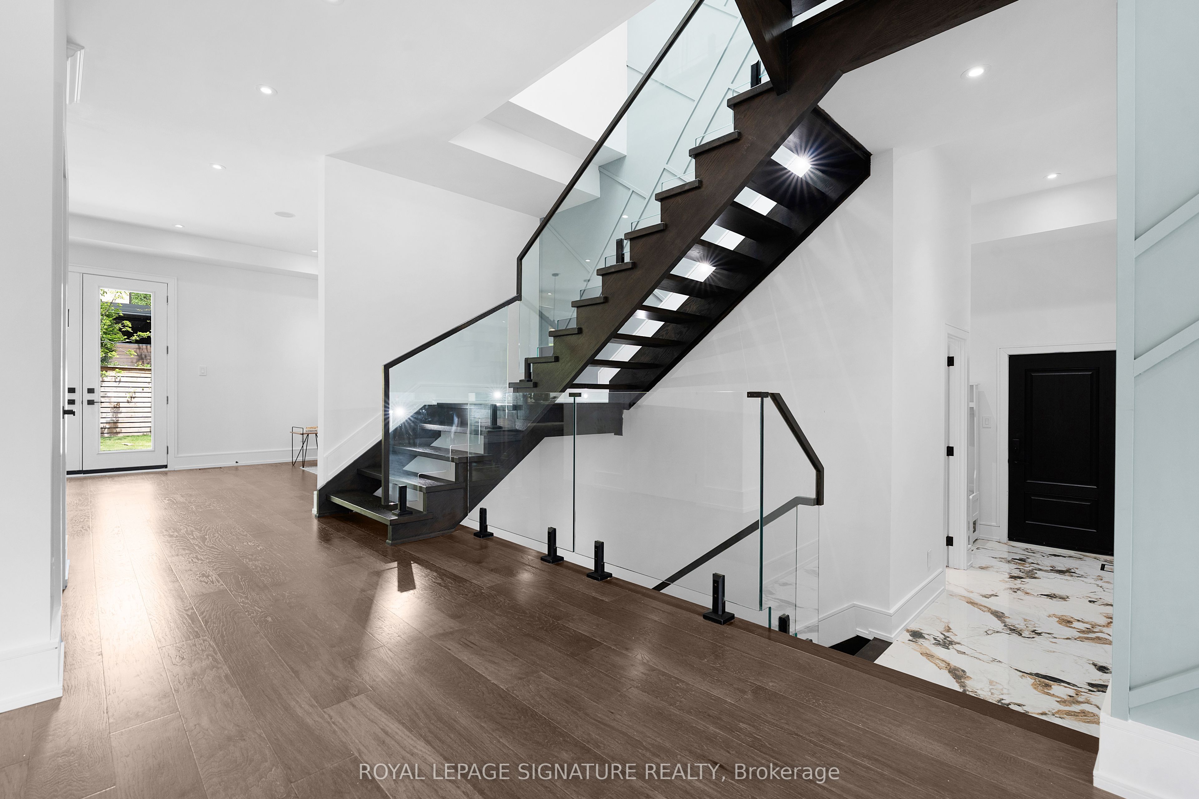 193 Mateo Place
