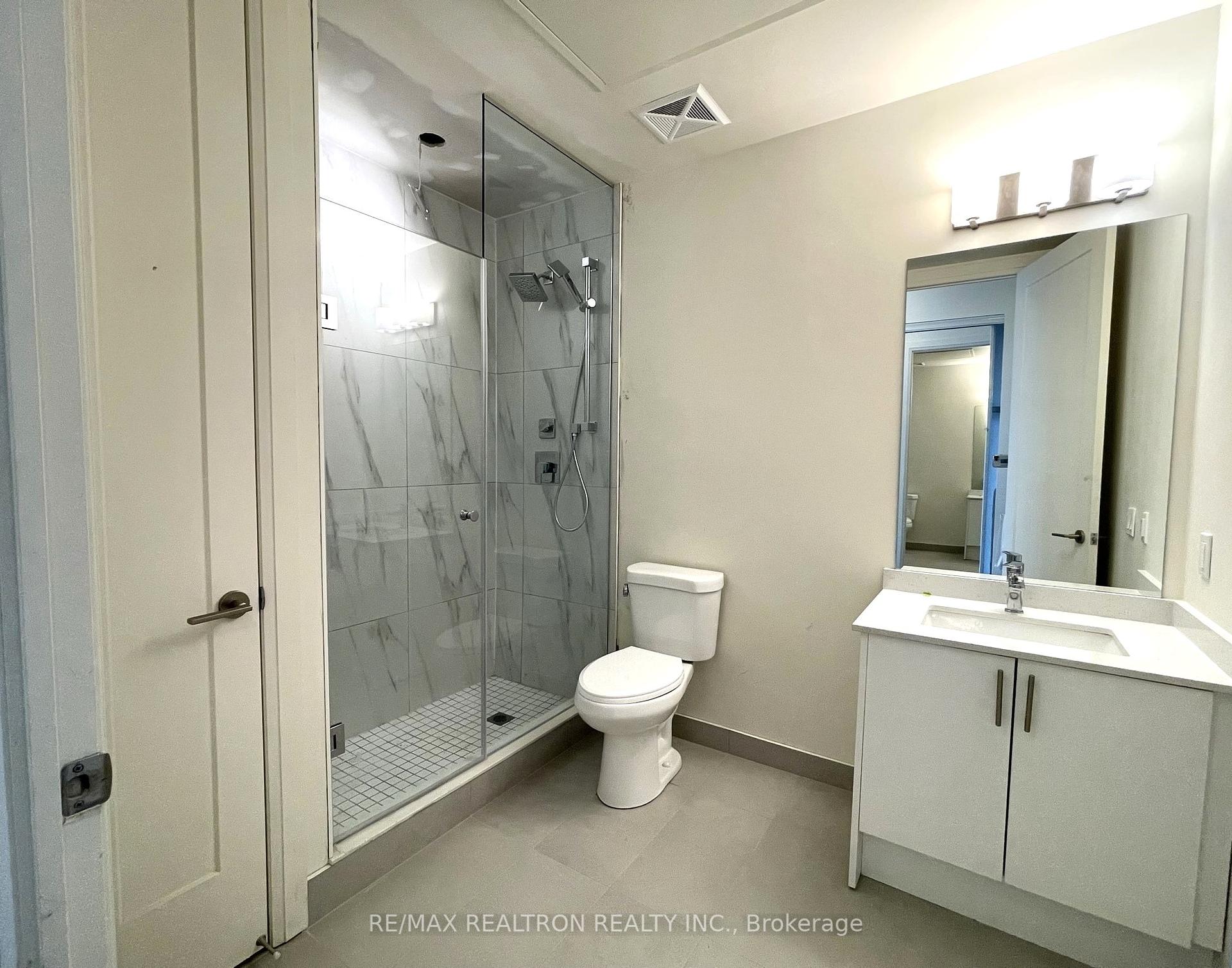 1 Bedroom Condo at 9000 Jane, Vaughan For sale
