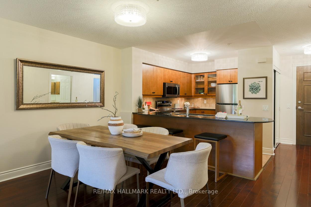 1 Bedroom Condo at 12 Rean, Toronto For sale
