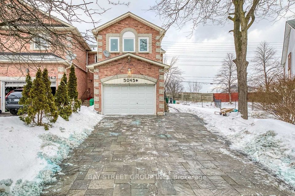 5045 Rundle