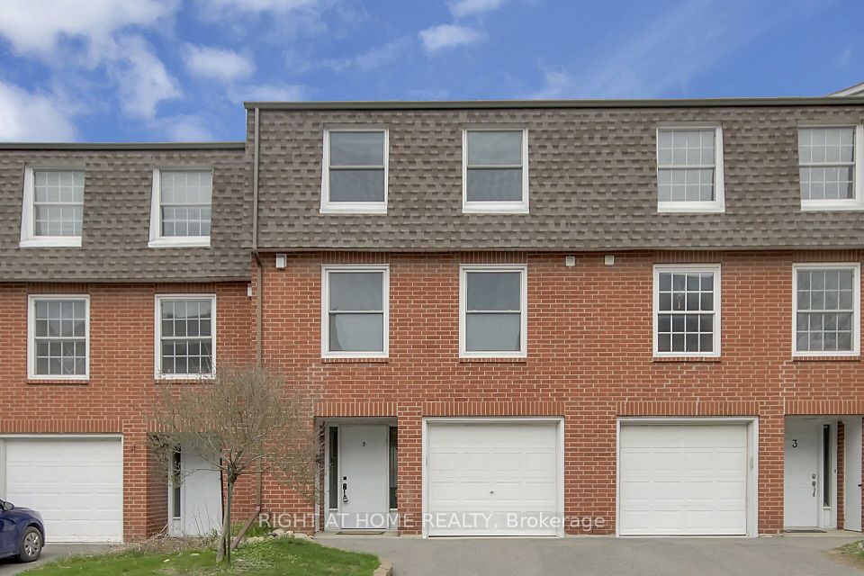 5 Moorside