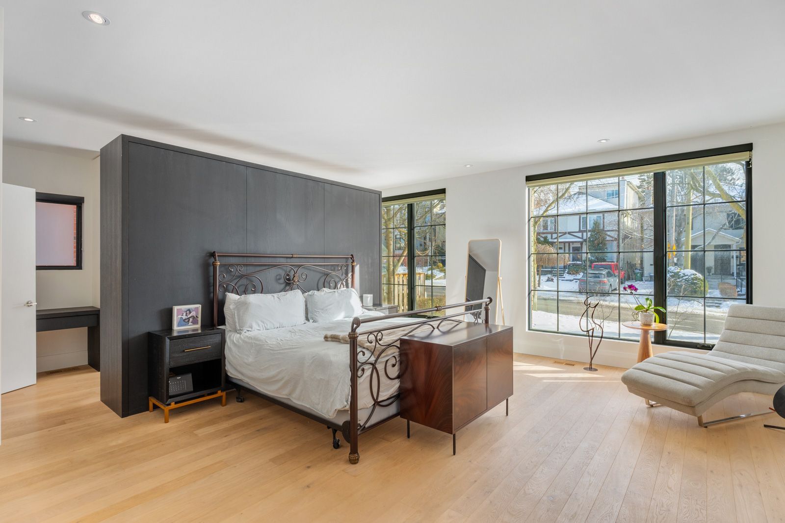 34 Coulson Avenue B