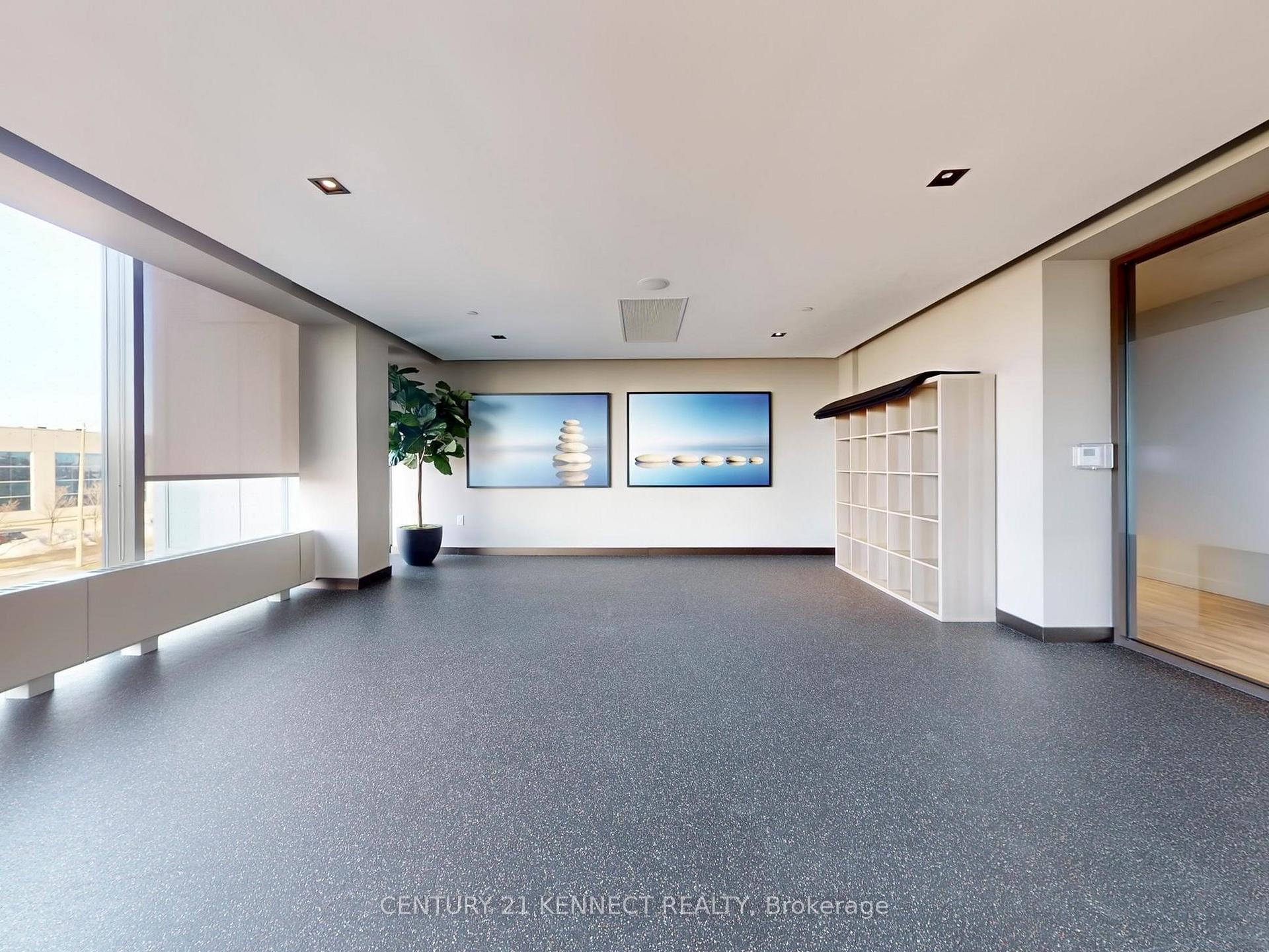 1 Bedroom Condo at 10 Honeycrispy, Vaughan For sale