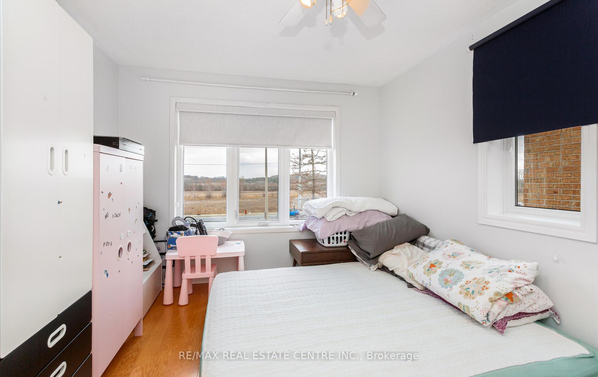 3 Bedrooms Condo at 45 Bristol,  Mississauga For sale