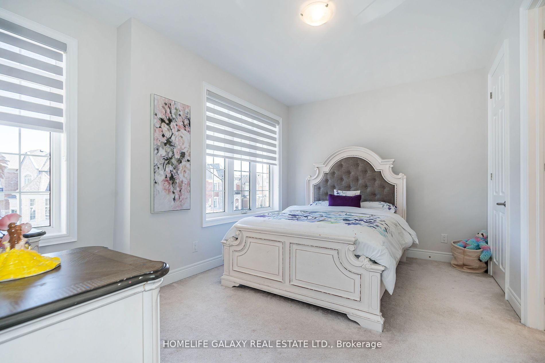 65 St Ives Crescent