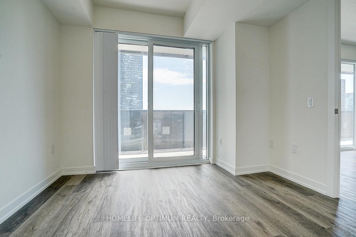 3 Bedrooms Condo at 55 Cooper, Toronto For sale