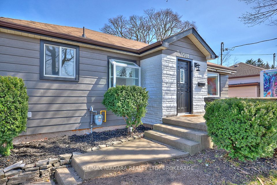 5508 Hillsdale