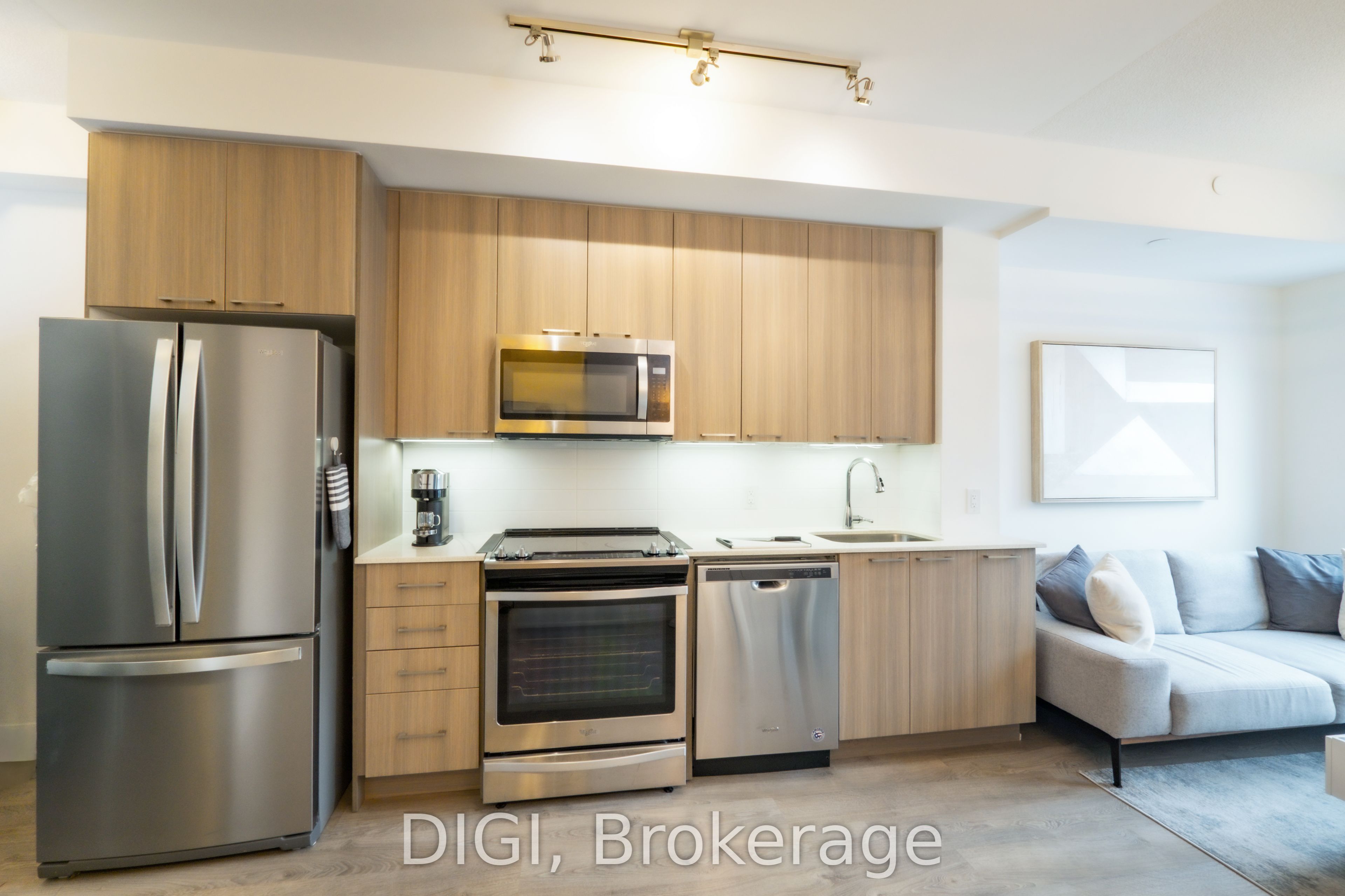 591 Sheppard Avenue E, #636