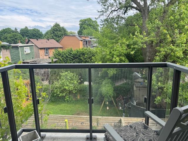 2 Bedrooms Condo at 60 Haslett, Toronto For sale