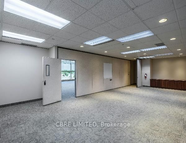 5575 North Service Road, #500-501