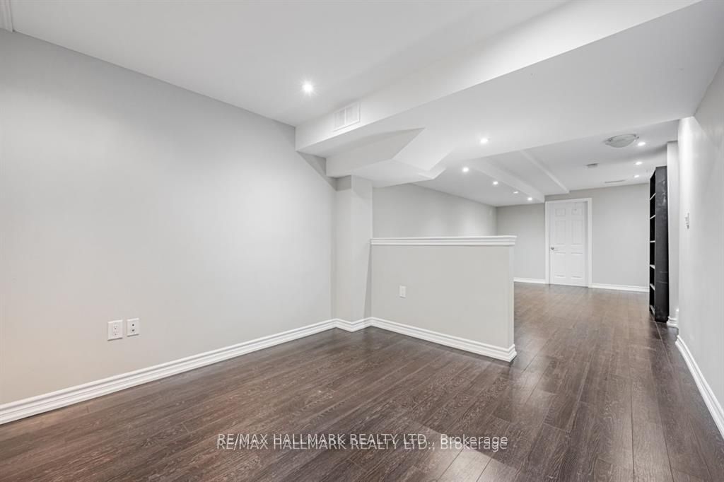 88 Elliottglen Drive