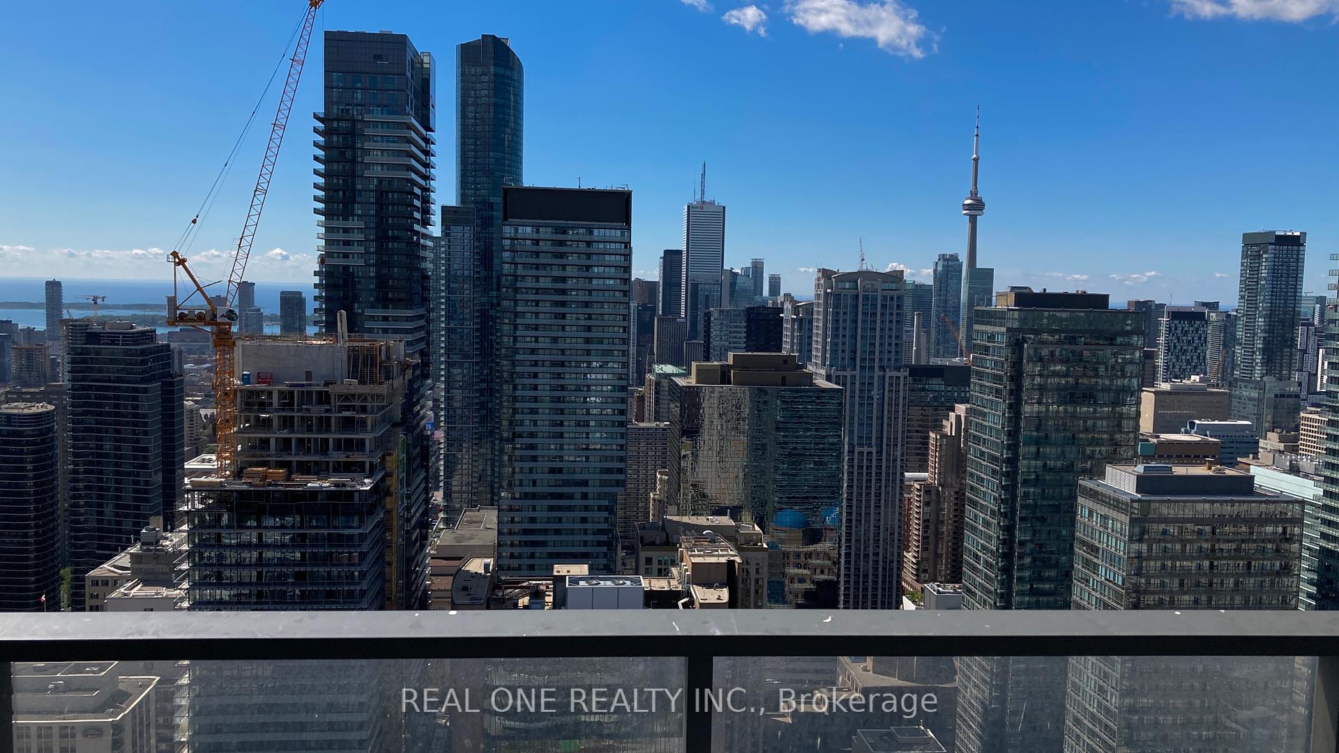 2 Bedrooms Condo at 11 Wellesley, Toronto For sale