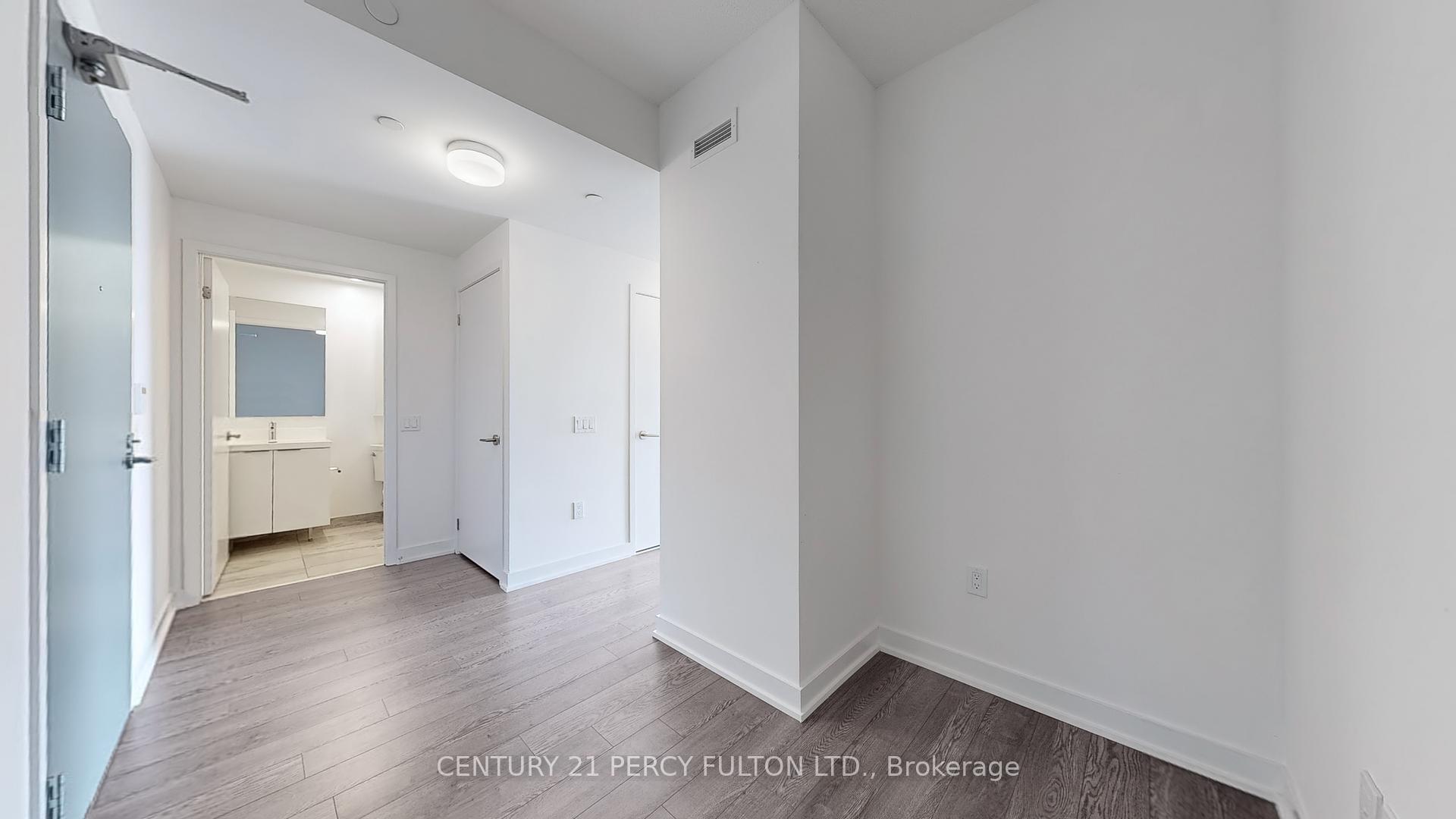 2 Bedrooms Condo at 50 O’Neill,  Toronto For sale