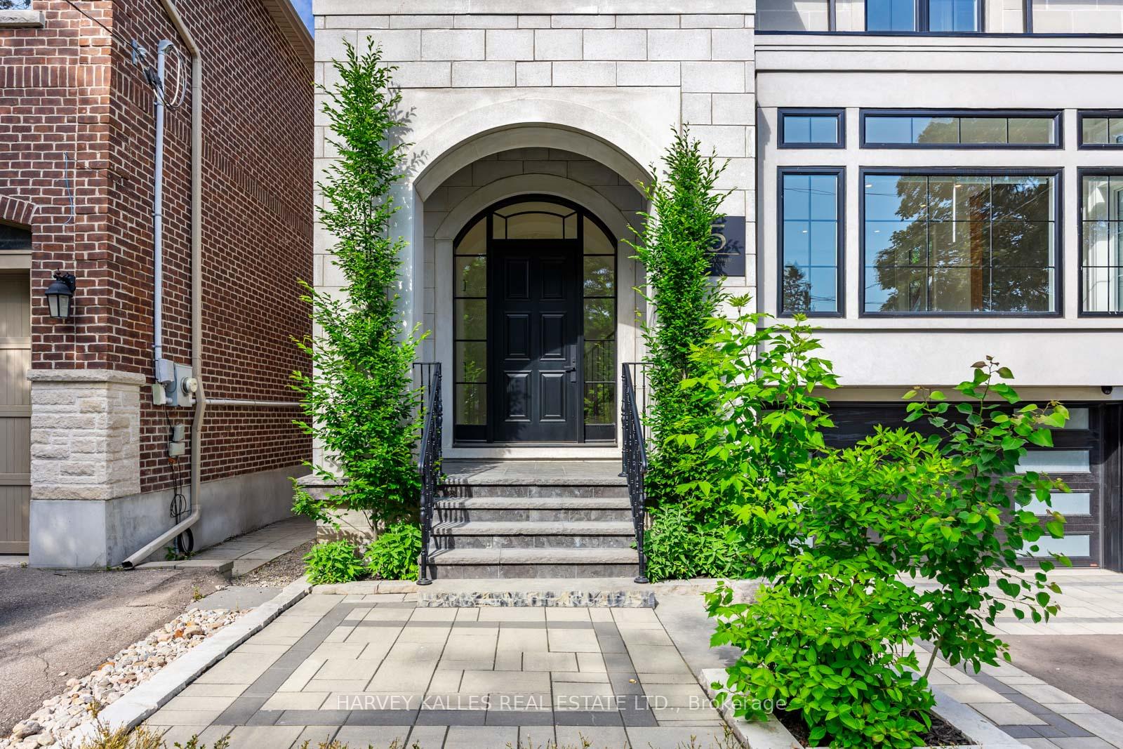 5 Graymar Avenue