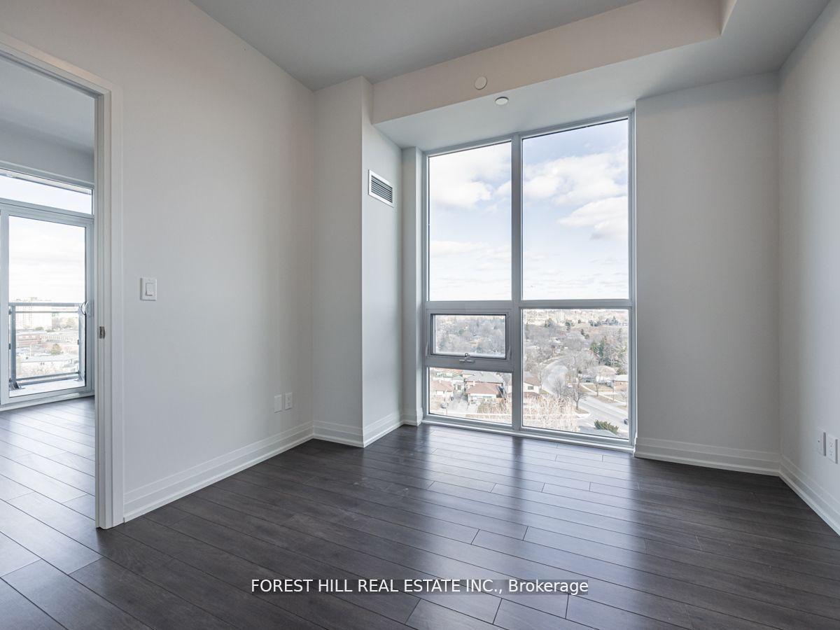 3 Bedrooms Condo at 10 Meadowglen, Toronto For sale