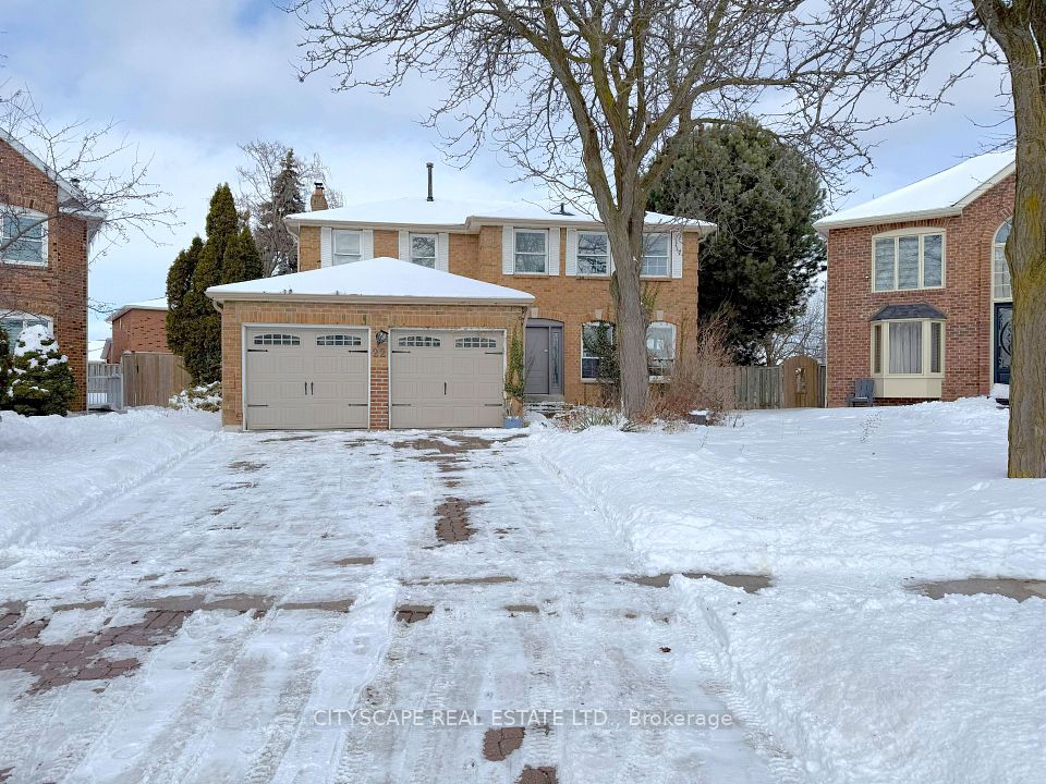 22 Nottingham Crescent, Brampton, ON L6S 4G4