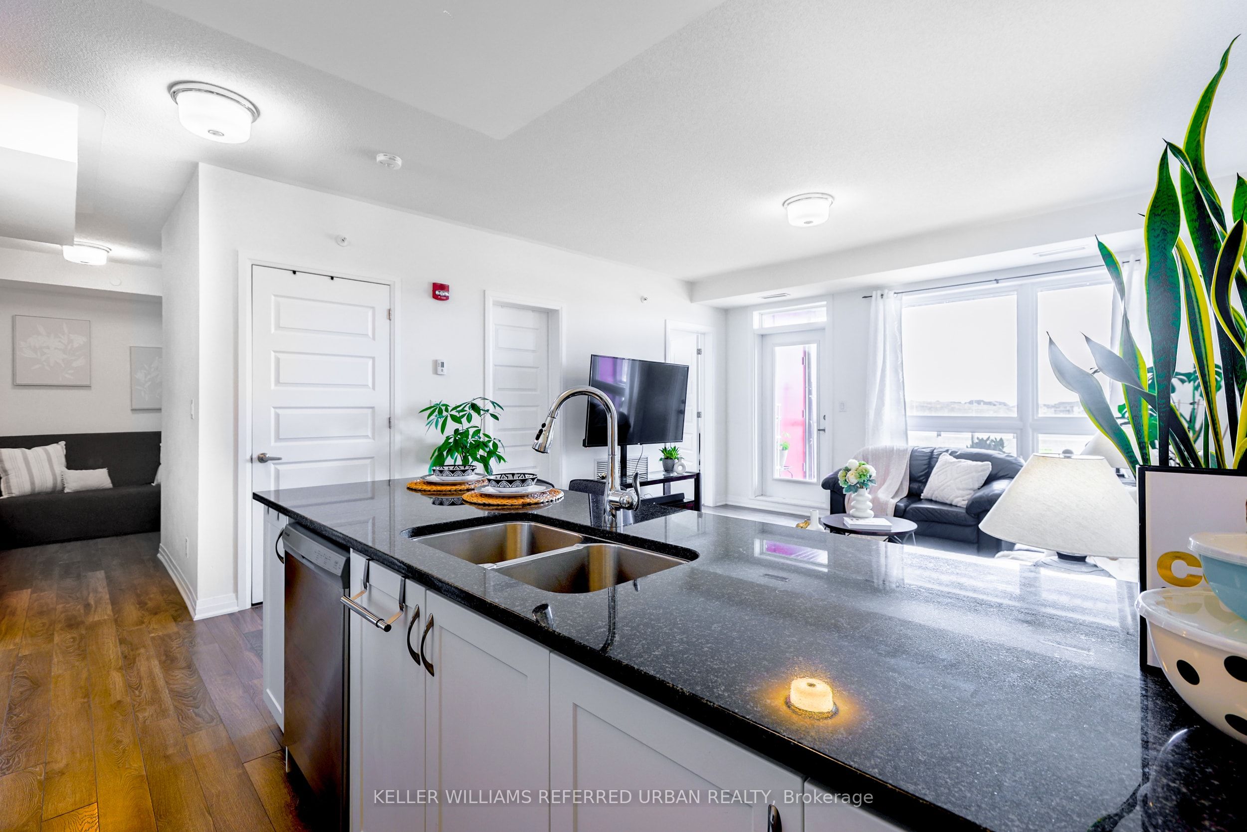 2 Adam Sellers Street, #206