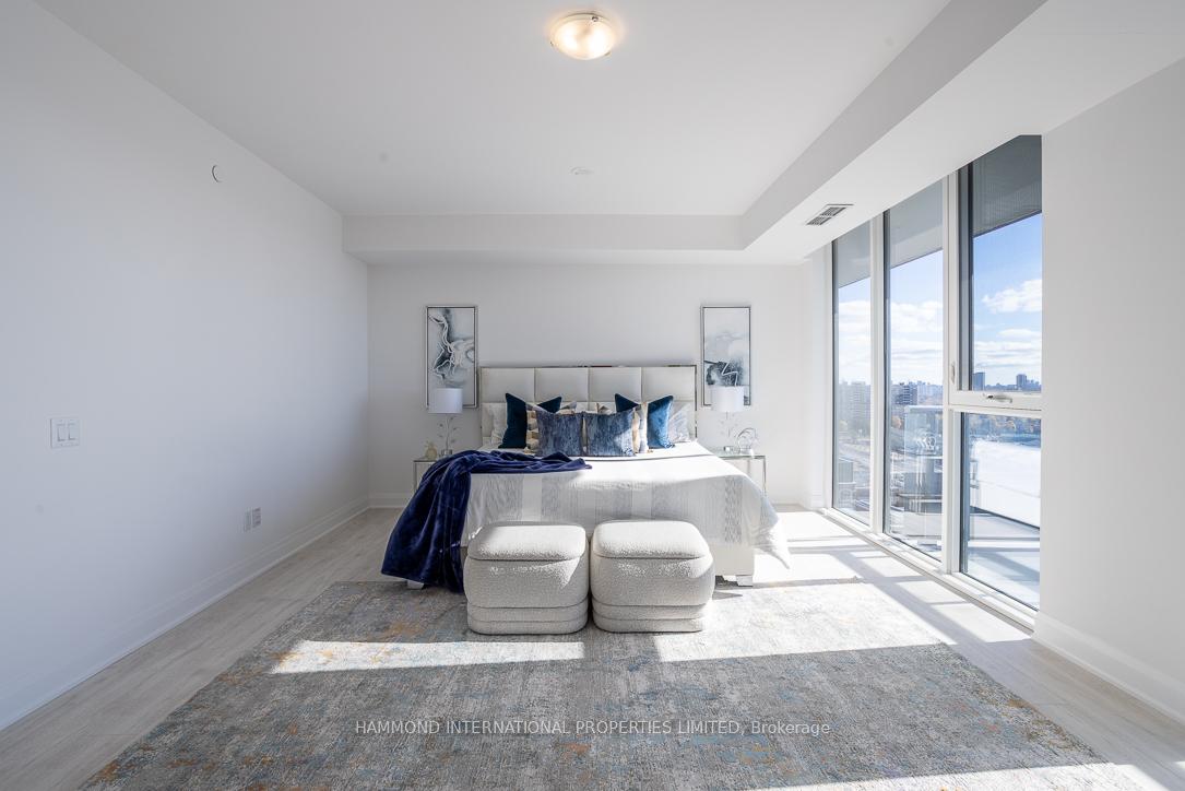 4 Bedrooms Condo at 20 Gatineau,  Vaughan For sale
