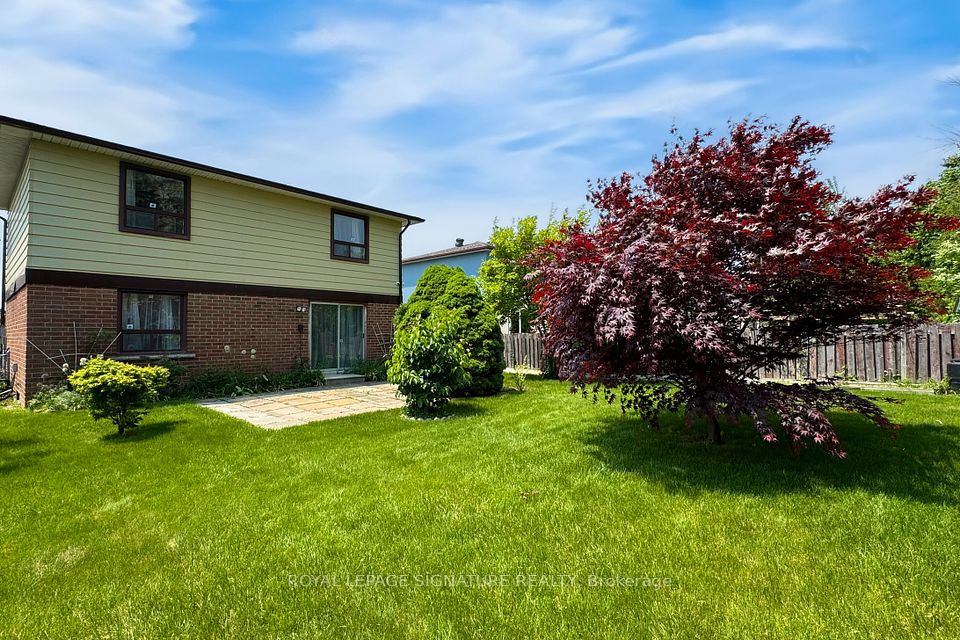 35 Crittenden Square, Toronto, ON M1B 1V2