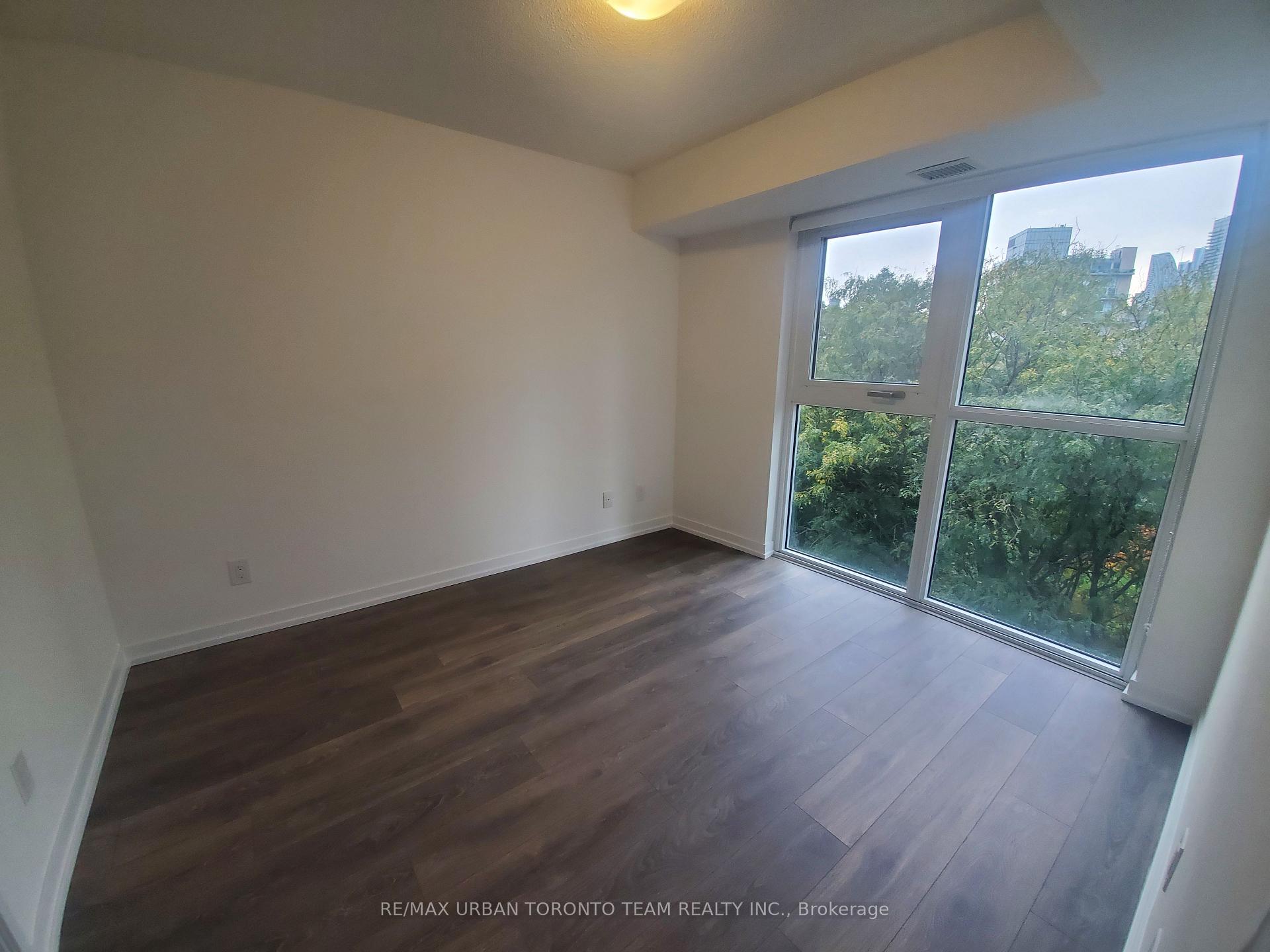 1 Bedroom Condo at 219 Dundas, Toronto For sale