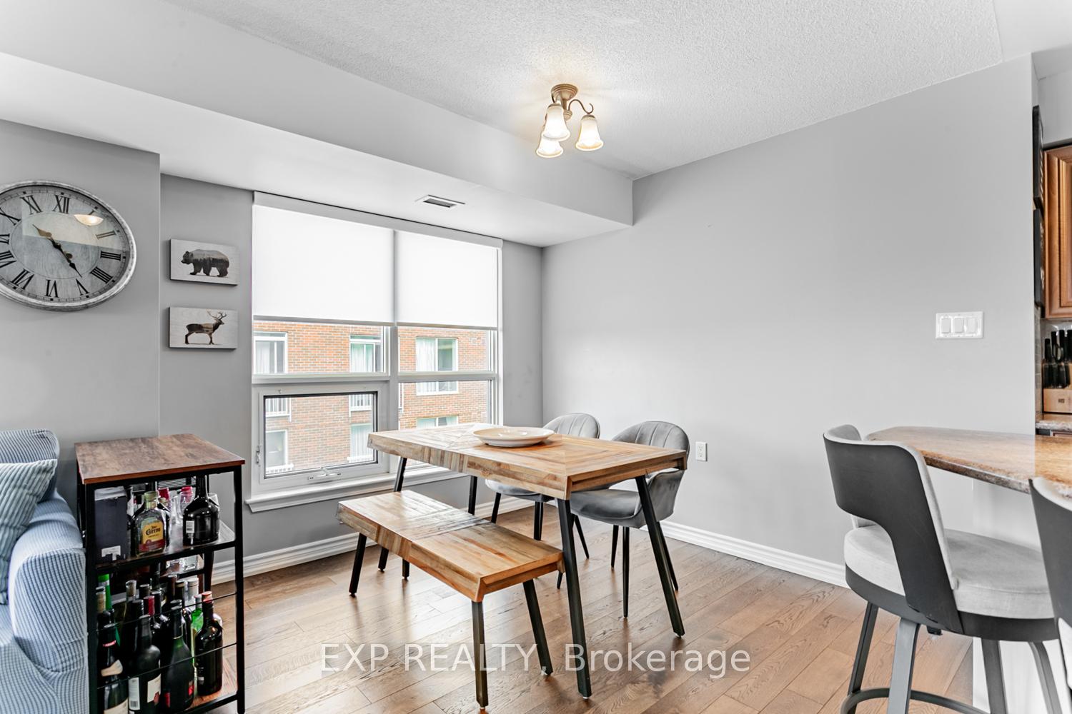 2 Bedrooms Condo at 872 Sheppard, Toronto For sale