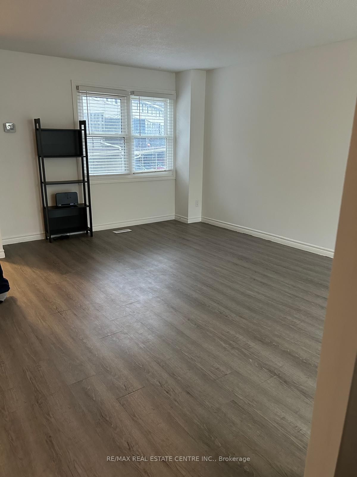 420 Pioneer Drive, #3