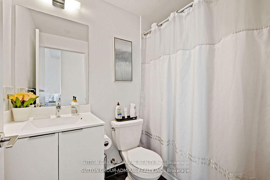 2 Bedrooms Condo at 30 Shore Breeze,  Toronto For sale