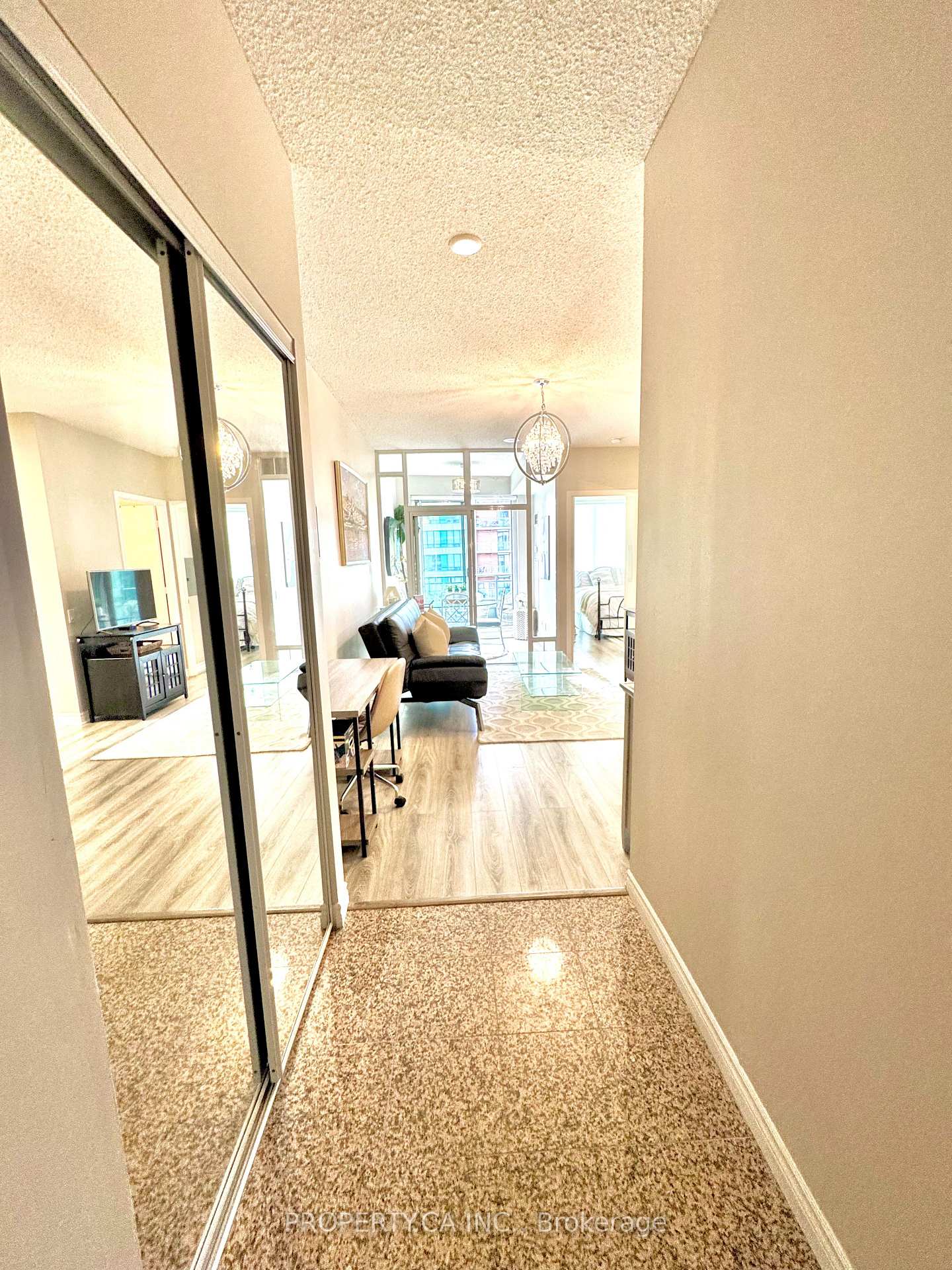 2 Bedrooms Condo at 60 Byng, Toronto For sale