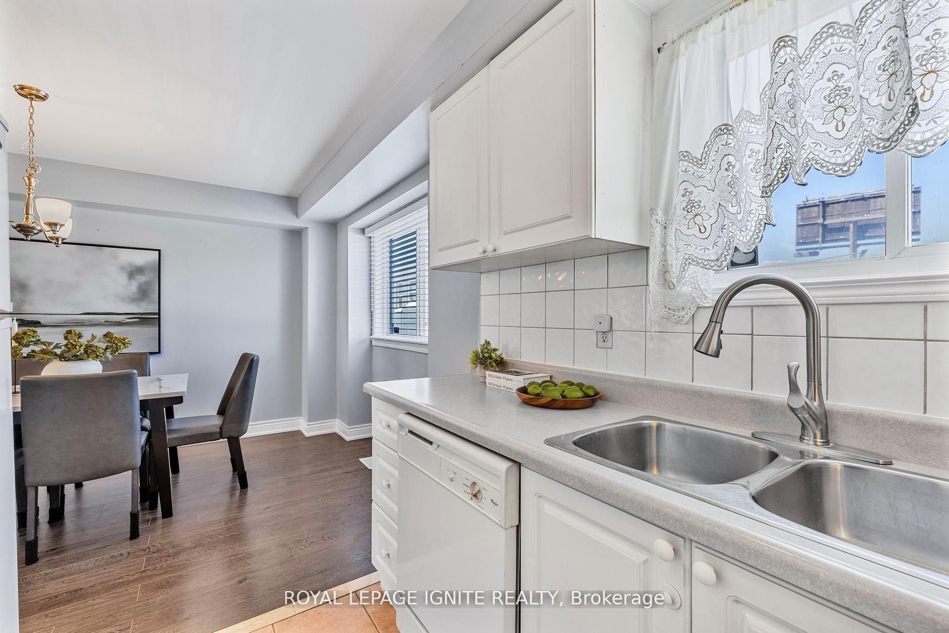 12 Eli Shackleton Court