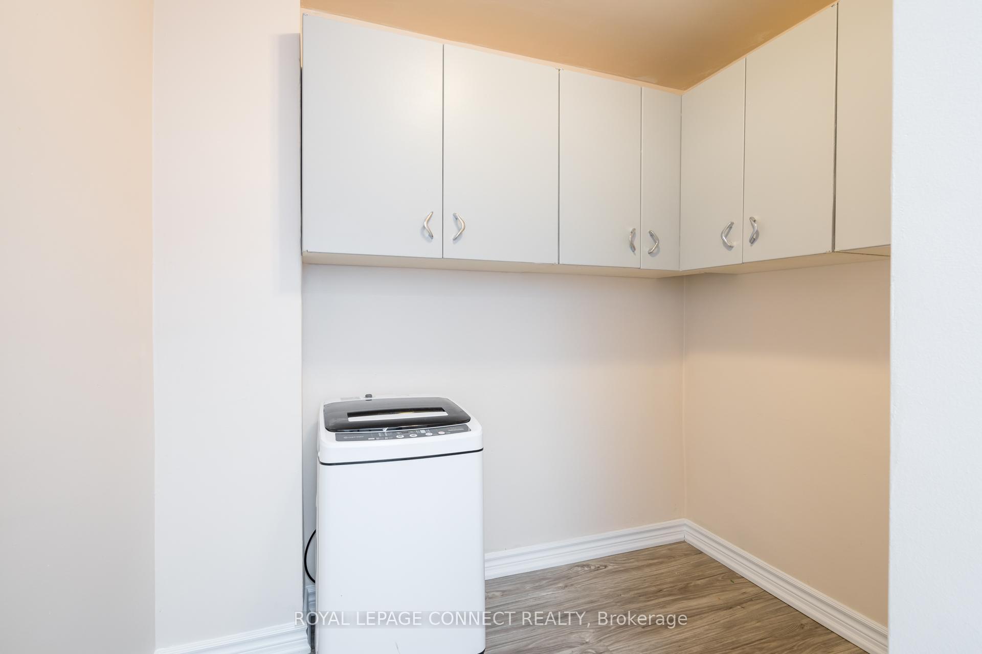 2 Bedrooms Condo at 270 Palmdale,  Toronto For sale