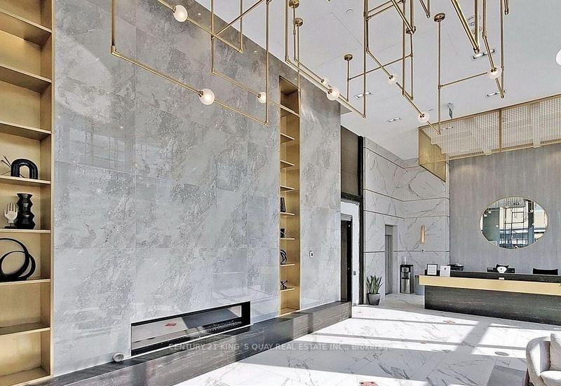 3 Bedrooms Condo at 5 Buttermill,  Vaughan For sale