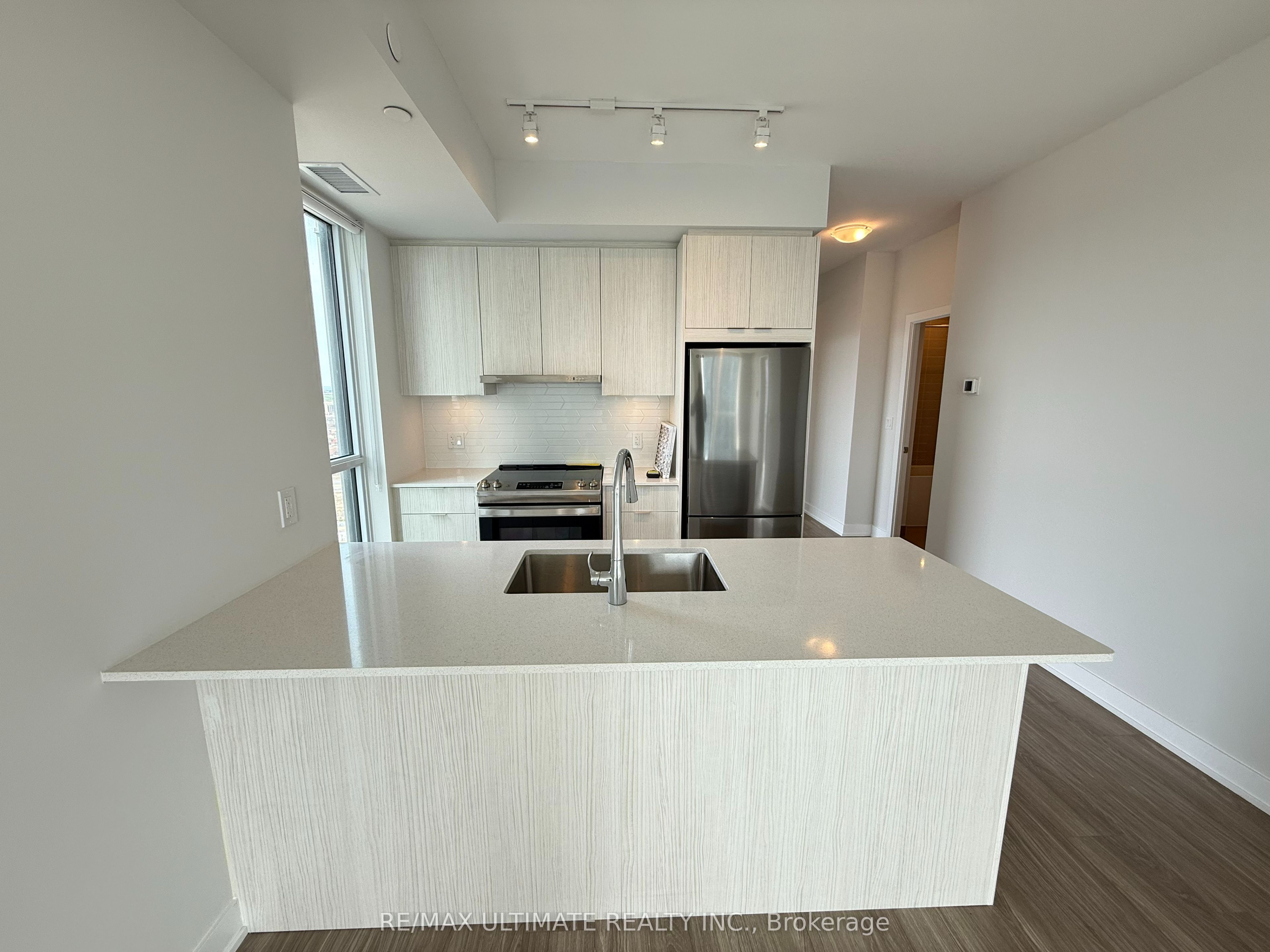 430 Square One Drive, #2806