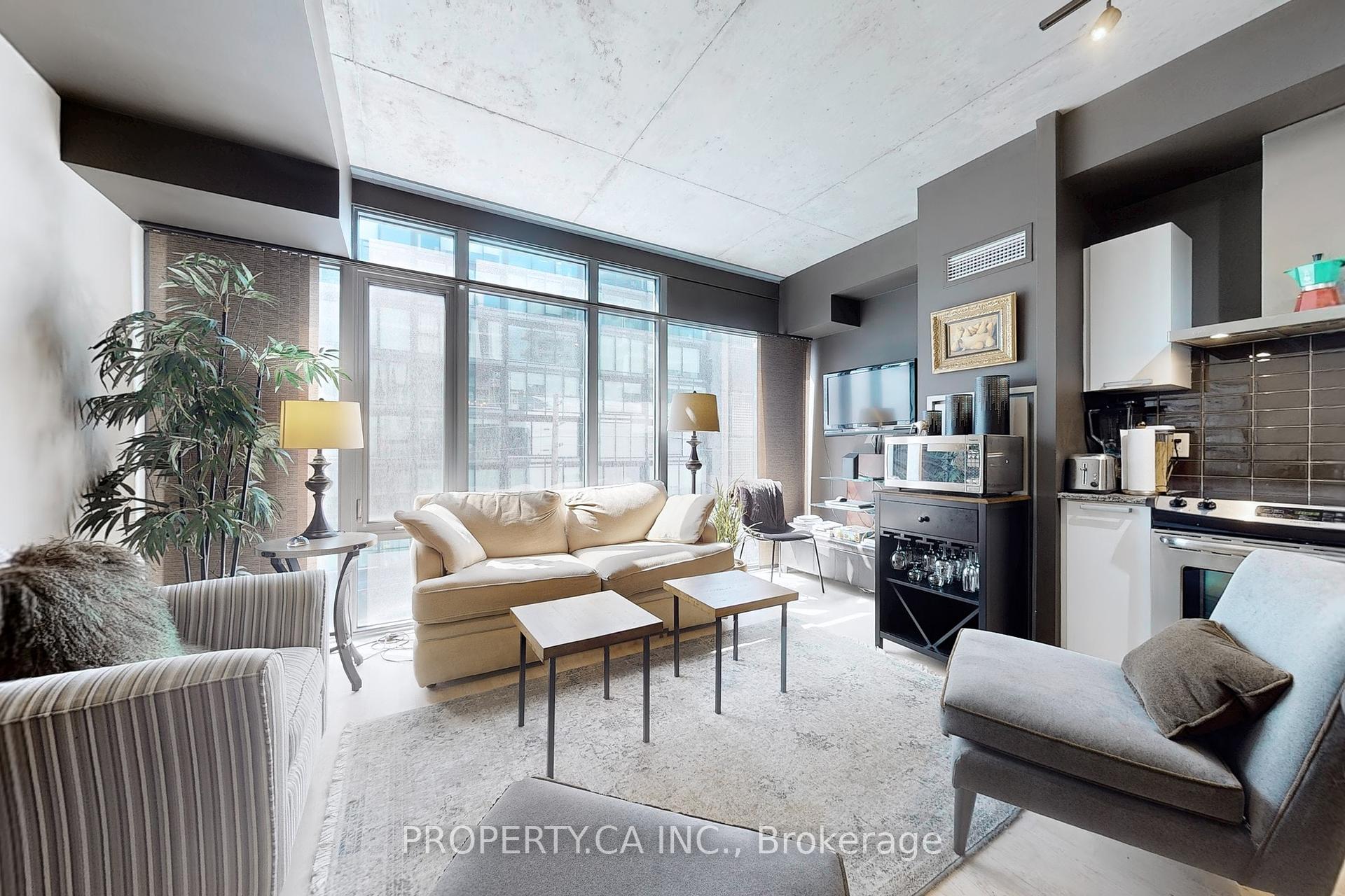 1 Bedroom Condo at 650 King, Toronto For sale