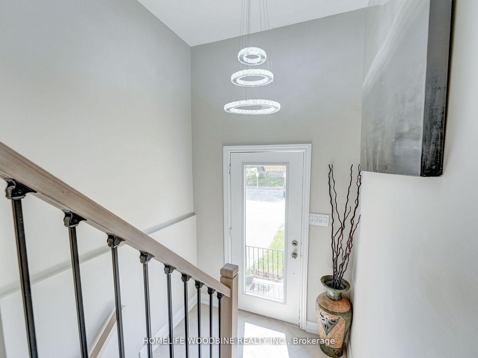 3 Bedrooms Condo at 121 Centennial,  Toronto For sale