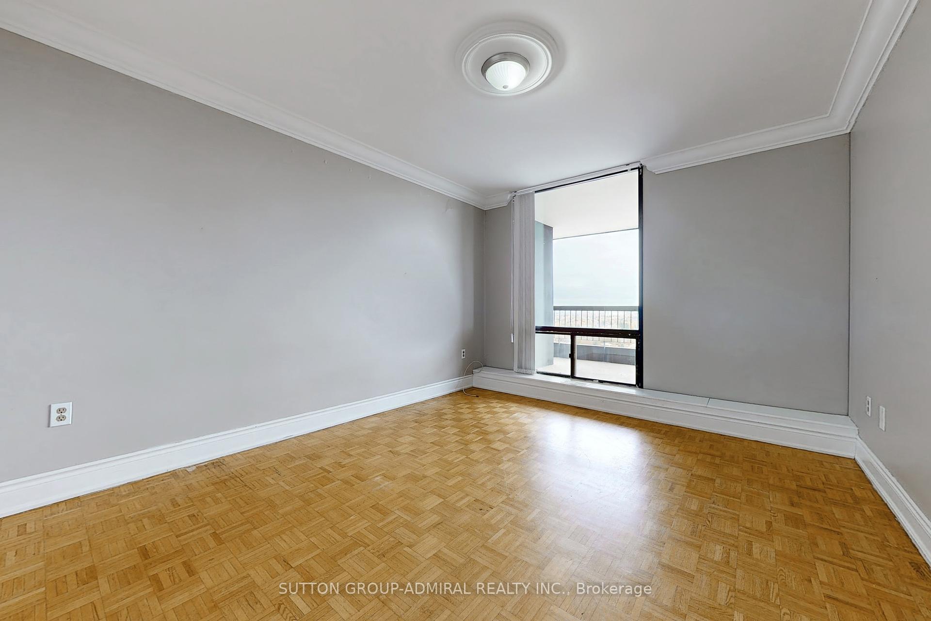 2 Bedrooms Condo at 135 Antibes, Toronto For sale