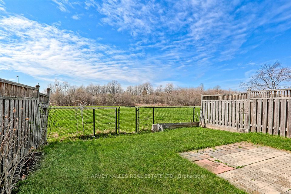 834 Mckay Crescent