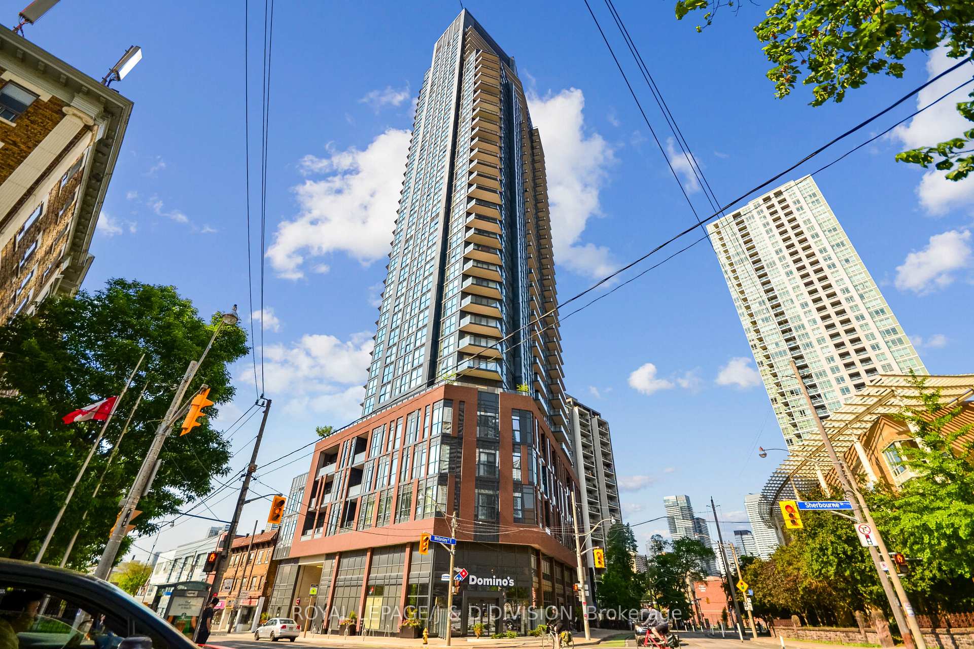 3 Bedrooms Condo at 159 Wellesley, Toronto For sale