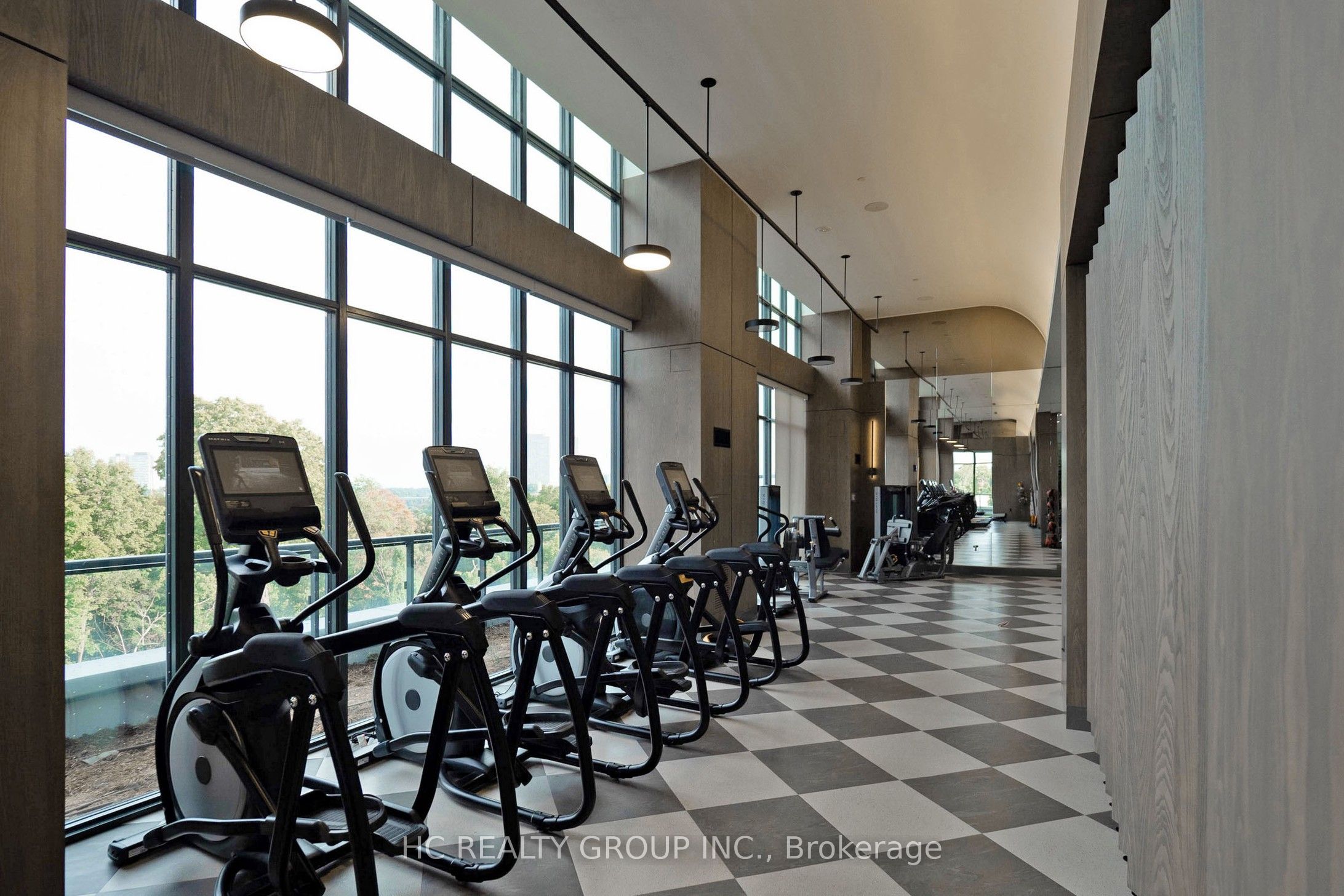 30 Inn On The Park Drive, #222