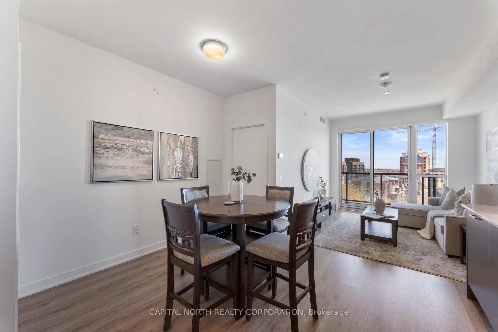 1 Bedroom Condo at 3005 Pine Glen, Oakville For sale