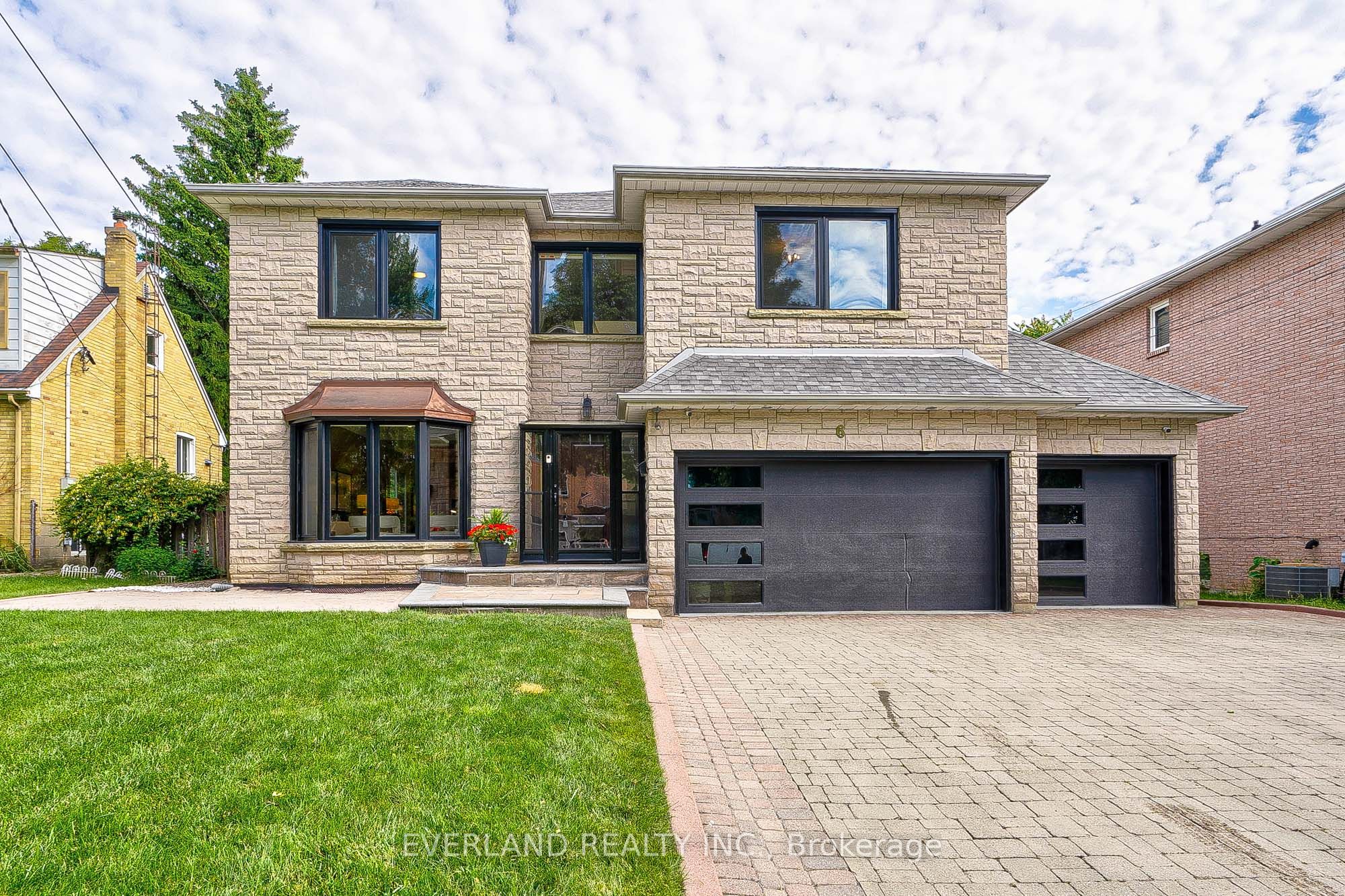 6 Lailey Crescent, Toronto, ON M2N 4G9